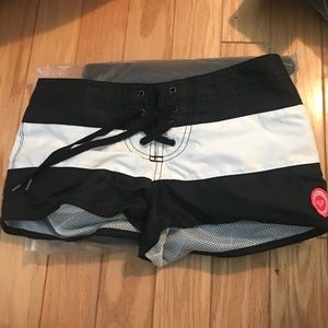 Roxy Black Beach Shorts *New*